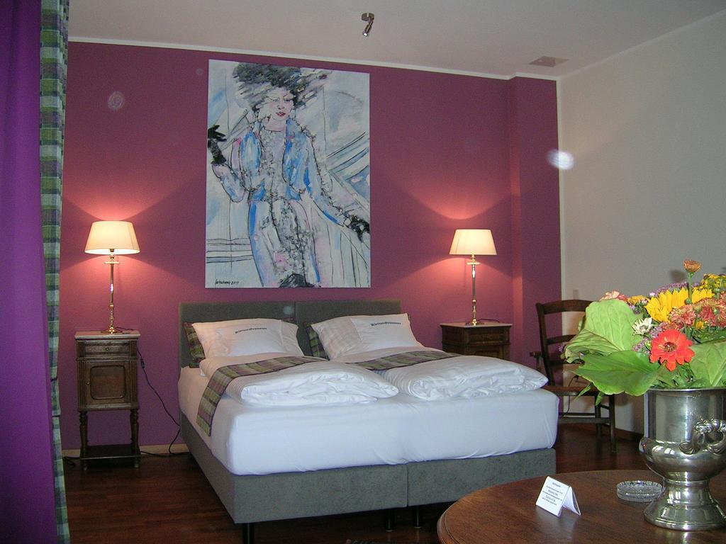 Hotel & Cafe Kleinergruenauer Bad Salzuflen Phòng bức ảnh