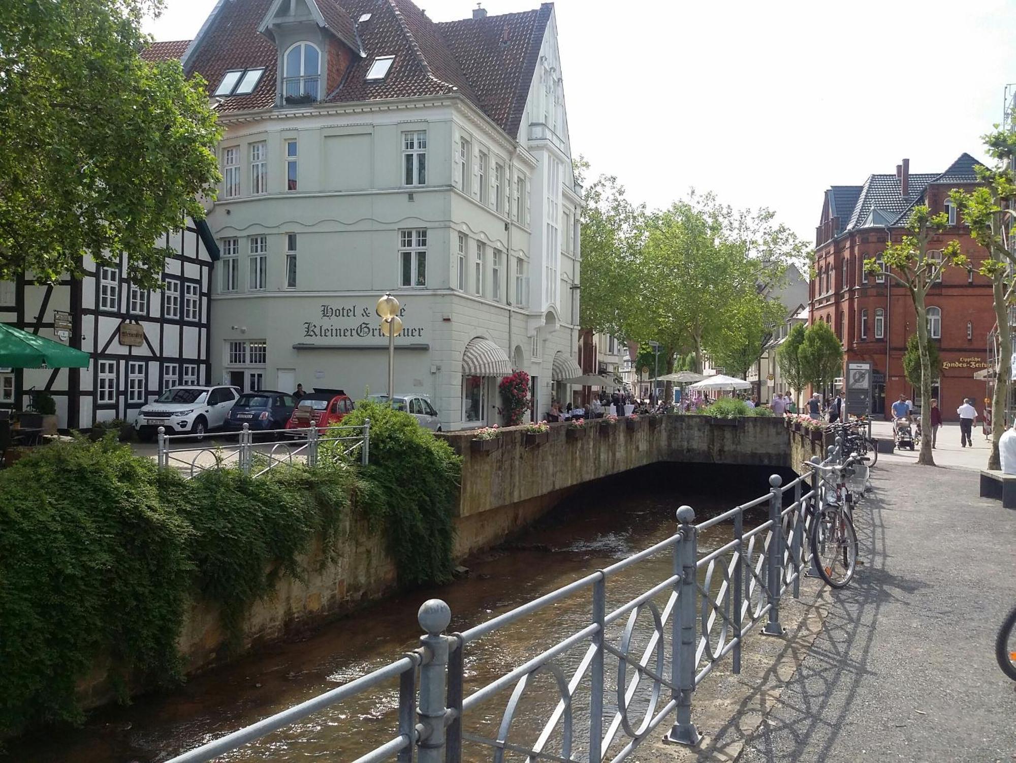 Hotel & Cafe Kleinergruenauer Bad Salzuflen Ngoại thất bức ảnh